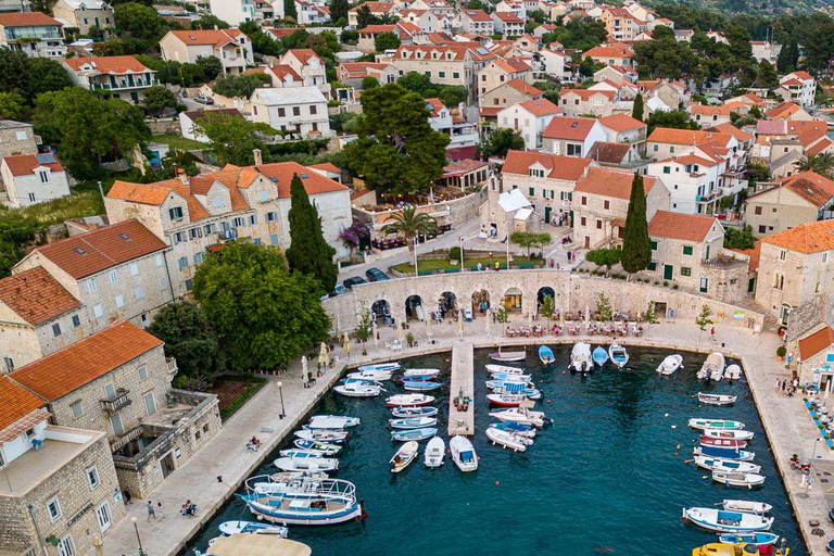 Split: Full-Day 4 Islands Tour by Luxury Boat