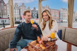 Amsterdam: 1,5-stündige High-End-Grachtenfahrt mit Frühstück am Morgen