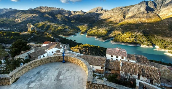 From Alicante: Guadalest, Altea & ticket in Algar Waterfalls