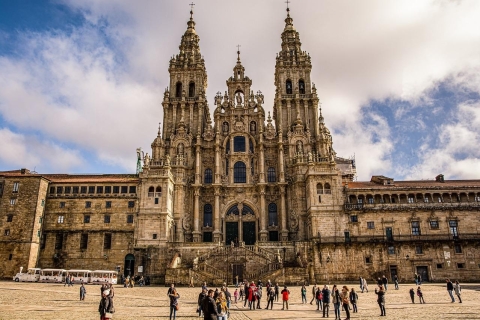 Santiago de Compostela: Urban Outdoor Escape Room Game The Masked Murderer