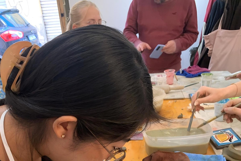 اصنع سيراميكك الصقلي المصنوع من حجر إتنا لافا واصطحبه إلى منزلك