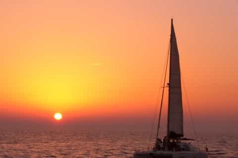 DreamCatcher Sunset Sailing Cruise in the Caldera
