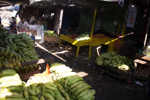 Cartagena: 3-Hour Bazurto Market Tour Small Group Tour