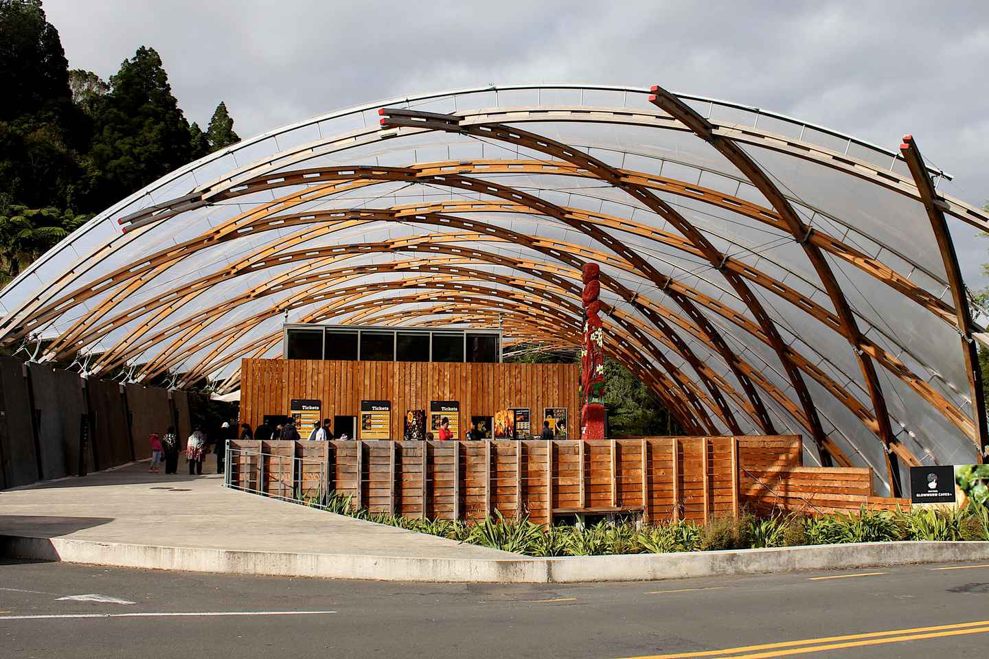 From Auckland: Waitomo Glowworm Cave Tour - From Auckland: Waitomo Glowworm Cave Tour