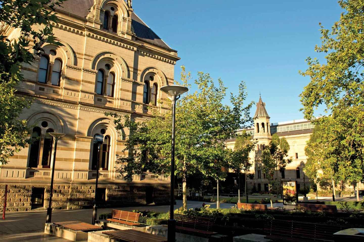 Adelaide: City, Adelaide Hills Villages, and Hahndorf Tour - Adelaide: City, Adelaide Hills Villages, and Hahndorf Tour
