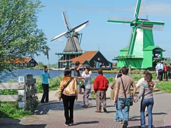 Ab Amsterdam: Windmühlen von Zaanse Schans Ab Amsterdam: Windmühlen von Zaanse Schans
