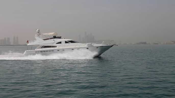 dubai crucero de yates de 2 horas y 62 pies