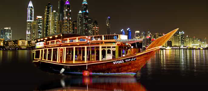 dubai marina medio día dhow dinner cruise con transferencia
