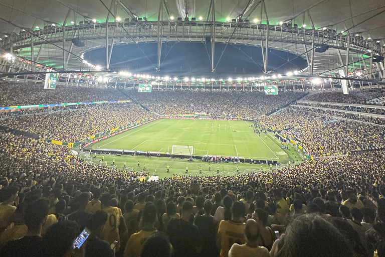 Maracanã Stadion: Wedstrijd ticket met lokale gids &amp; drankje