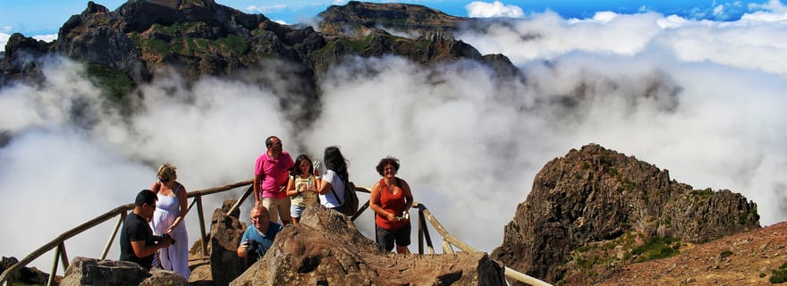 Madère : visite d'une jounée de Santana & Peaks en 4x4 ouvert