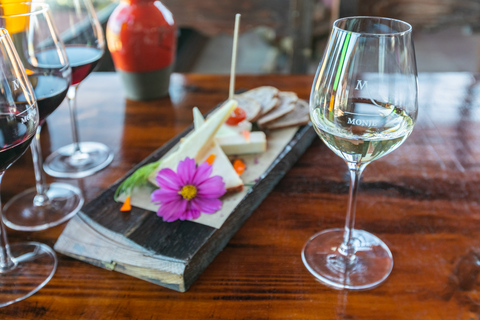 Tacoronte: Guided Winery Tour with Wine and Cheese Tastings