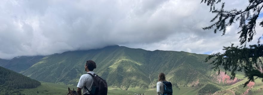 Bishkek : Cours de maître sur l'équitation et le tir à l'arc à Chunkurchak