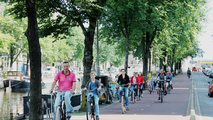 3hour guided bike tour of historical amsterdam