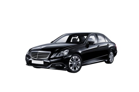 Lisbon: Transfer to/from Portela Airport