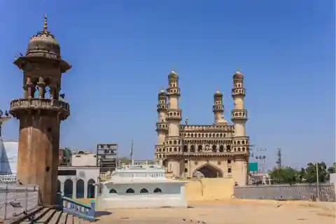 Heritage & Cultural Walk of Hyderabad (2 Hours Guided Tour)