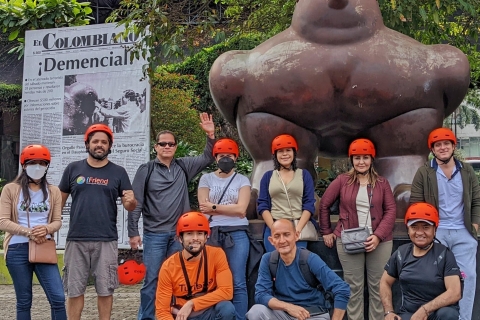 Medellín: stadstour per elektrische fiets met fruit en koffie