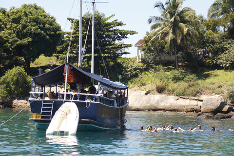 Croisière d'une demi-journée en goélette et plongée en apnée dans la baie de Paraty