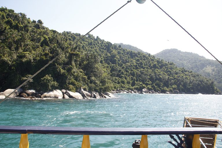 Croisière d'une demi-journée en goélette et plongée en apnée dans la baie de Paraty