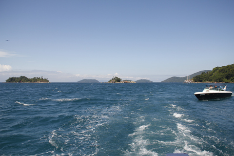 Croisière d'une demi-journée en goélette et plongée en apnée dans la baie de Paraty