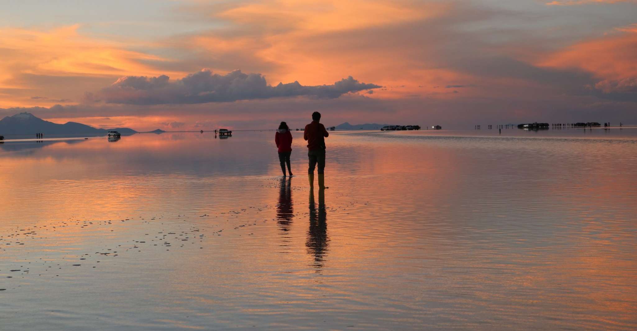 uyuni salt flat tour from sucre - Housity