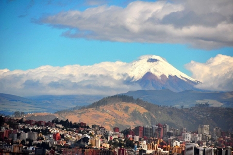 Quito i środek światowej wycieczki całodniowej