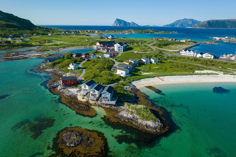 Tromsø: Sommarøy Roundtrip Bus Transfer with Arctic Route