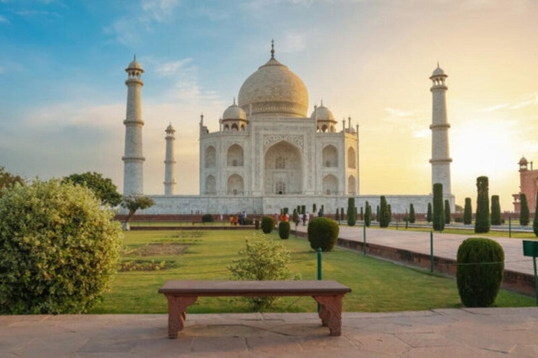 Agra : Réservez une visite guidée privée du Taj MahalGuide touristique du Taj Mahal en italien