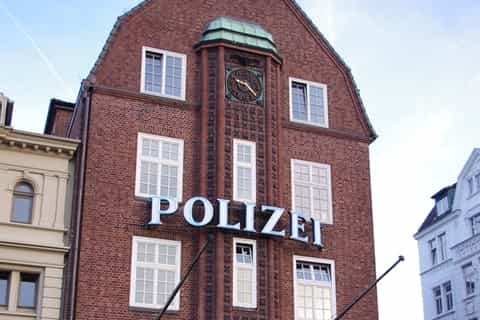 Hamburg: Tatort Walking Tour ‒ The Original (Tour in German)