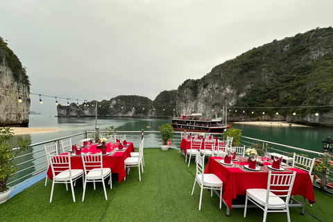 Cat Ba: Lan Ha Bay boutique cruises- Bike tour, kayak, meals