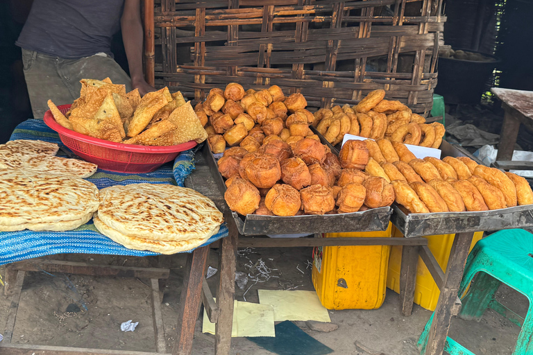 Addis Abeba: Töpferwaren, Markt und Kaffee-Tour mit MittagessenAddis Abeba: Töpfer-, Markt- und Kaffeetour mit Mittagessen