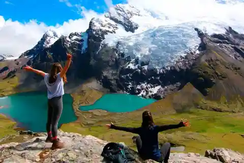 From Cusco: Ausangate 7 Lagoons Hiking Excursion