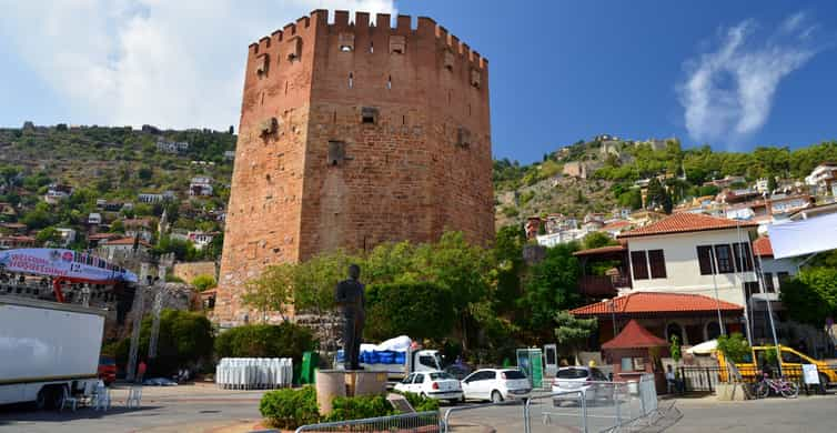 Alanya: 4 tunnin kaupunkikierros auringonlaskun panoraamanäkymällä |  GetYourGuide