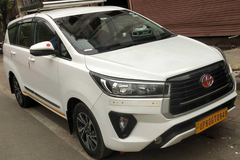 Dagsutflykt till Taj Mahal i en SUV-bil med alternativ.Dagsutflykt till Taj Mahal i en SUV-bil + guide