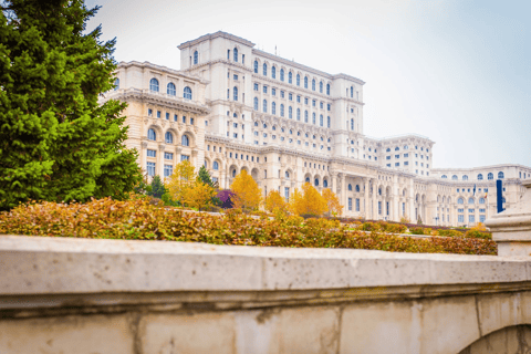 Photo Tour of Bucharest’s Iconic Sights by Private Car