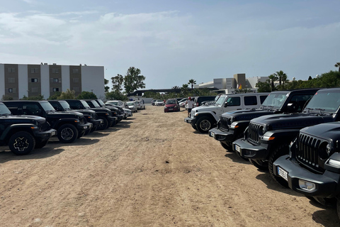 Ibiza: Private Jeep Wrangler Tour & Lunch at Beach Rest.