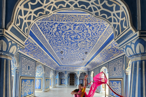 From Delhi: Jaipur Private Day Tour with Cultural Experience From Delhi: Jaipur Day Tour With AC Car+Driver+Tour Guide