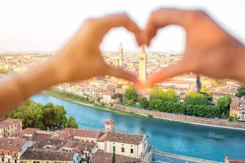 Bologna: 2-Hour Private Verona Romantic Walking Tour