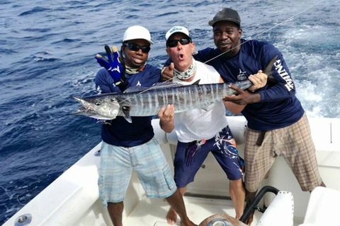 St. Lucia: Full-Day Private Fishing and Snorkeling Charter
