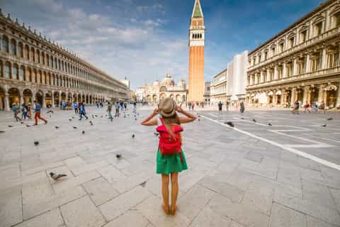 Bologna: 3-Hour Private Guided Walking Tour of Venice