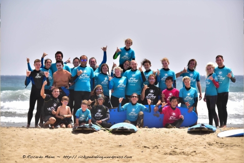Kurs surfingu na Gran Canarii: lekcja surfingu na wszystkich poziomach