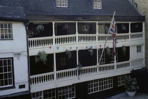 historic pubs of london tour 2 the legless tour