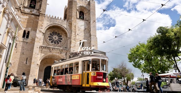 Lisbon: City Sightseeing, Private Tour.