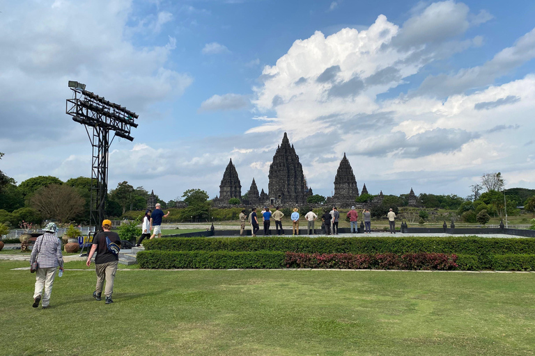 Yogyakarta: Ratu Boko Temple Sunset & Ramayana Ballet