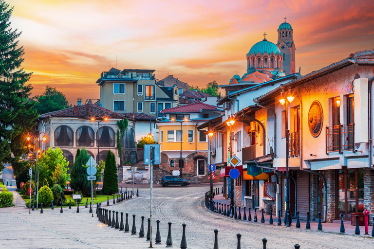 Depuis Bucarest : Excursion d&#039;une journée en BulgarieVisite de groupe en anglais