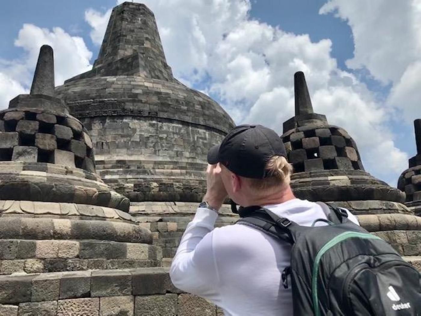 Semarang: Private Tagestour zum Borobudur-Tempel mit Rücktransfer nach Yogyakarta