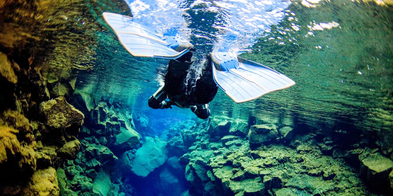 Reykjavik: Silfra Snorkeling & Lava Tunnel Adventure Combo