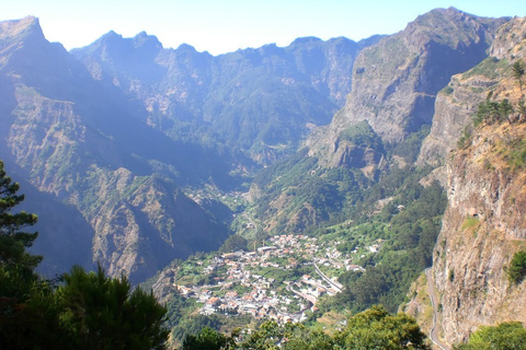 Funchal: Eira do Serrado Nun´s Valley utsiktspunkt tuk tuk TourFrån Funchal: Eira do Serrado Tuk Tuk Tour