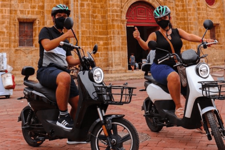 Cartagena: Electric Motorcycle or Electric Bicycle Rental