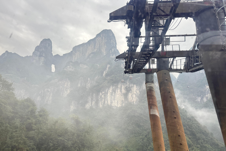 1-Day Private Tour to Tianmen Mountain & Glass Bridge