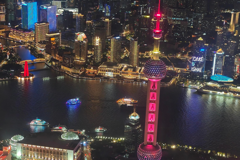 Shanghai: tour privato personalizzabile di 4 ore dei luoghi più importantiShanghai: tour di 4 ore con guida privata e macchina privata